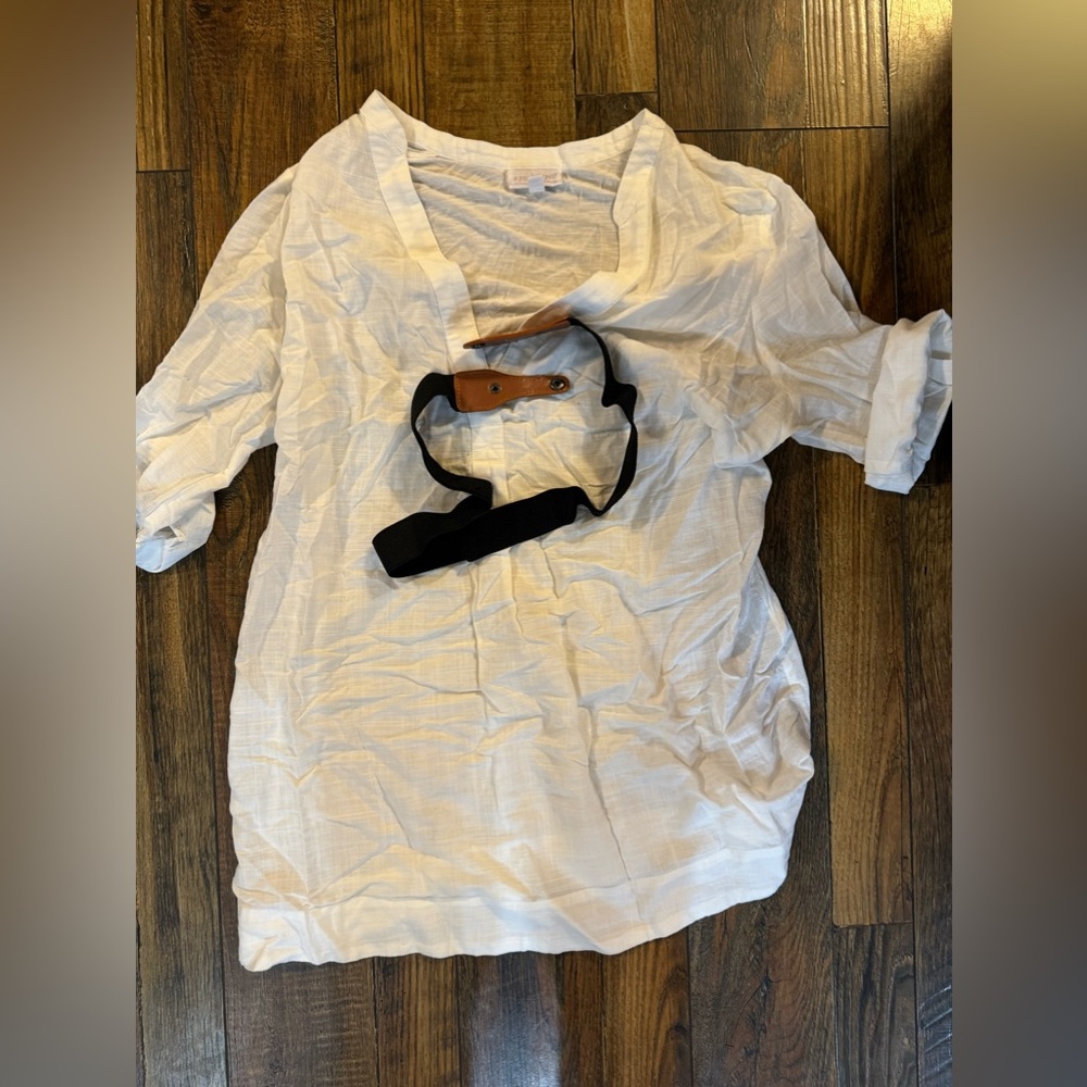 A Pean in the Pod Maternity Shirt